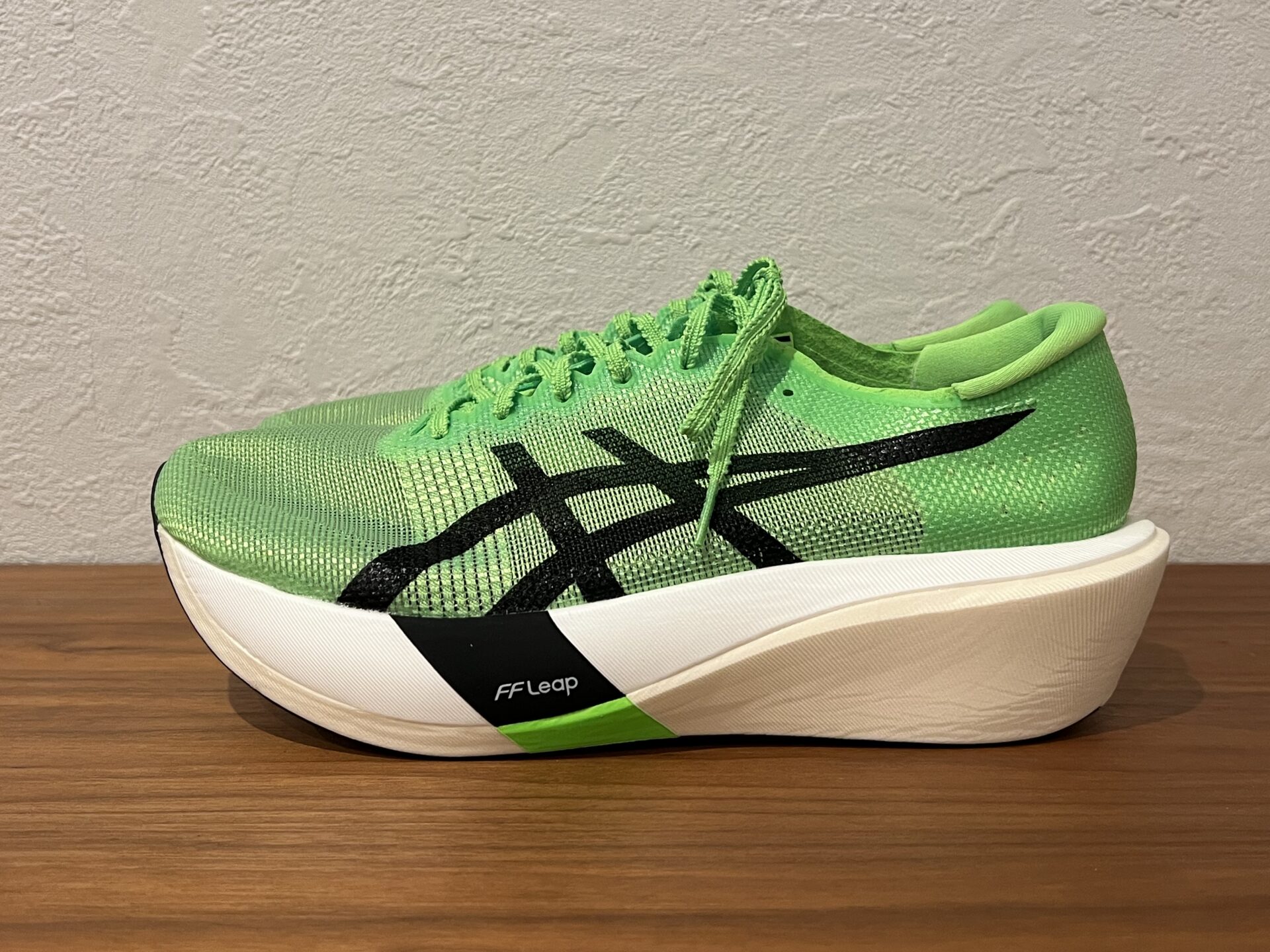 メタスピード　スカイ　エッジ　 27.0 METASPEED TOKYO Series｜アシックス公式